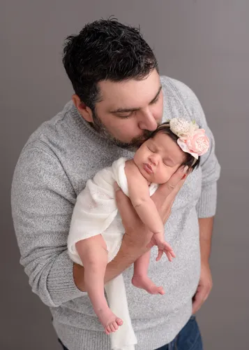 Gallery image-9 for Newborn